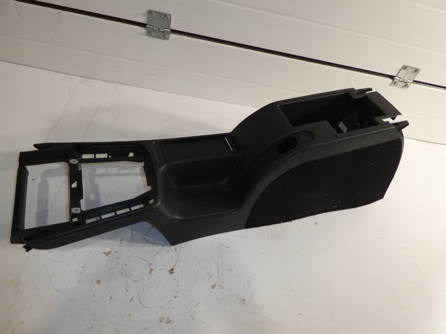 TUNEL mitte SKODA OCTAVIA 5J0863301