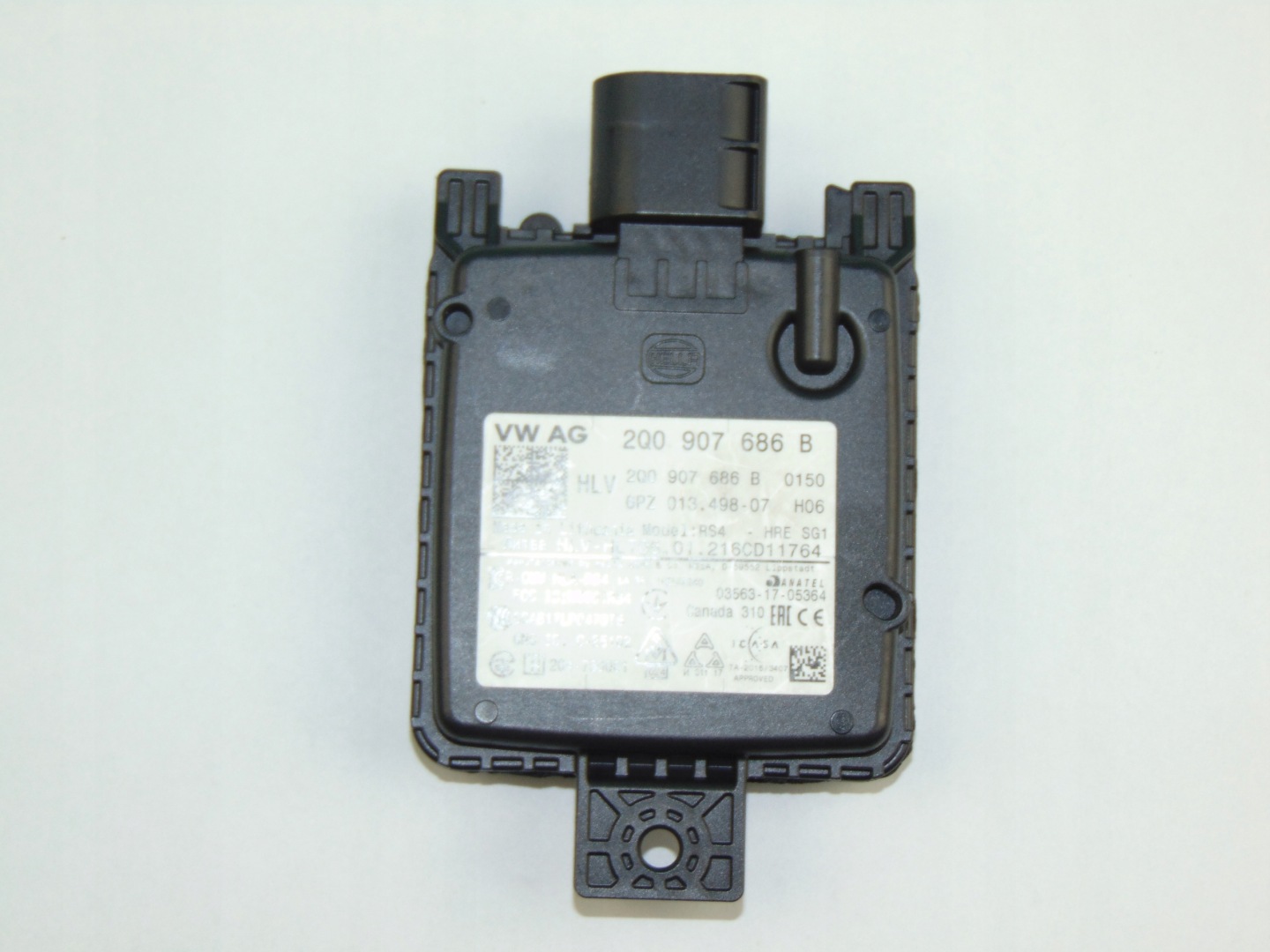 Radar 2Q0907686B Audi VW Seat Skoda