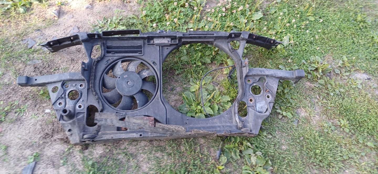 AUDI A6 C5 support panel for radiators pillar LIFT