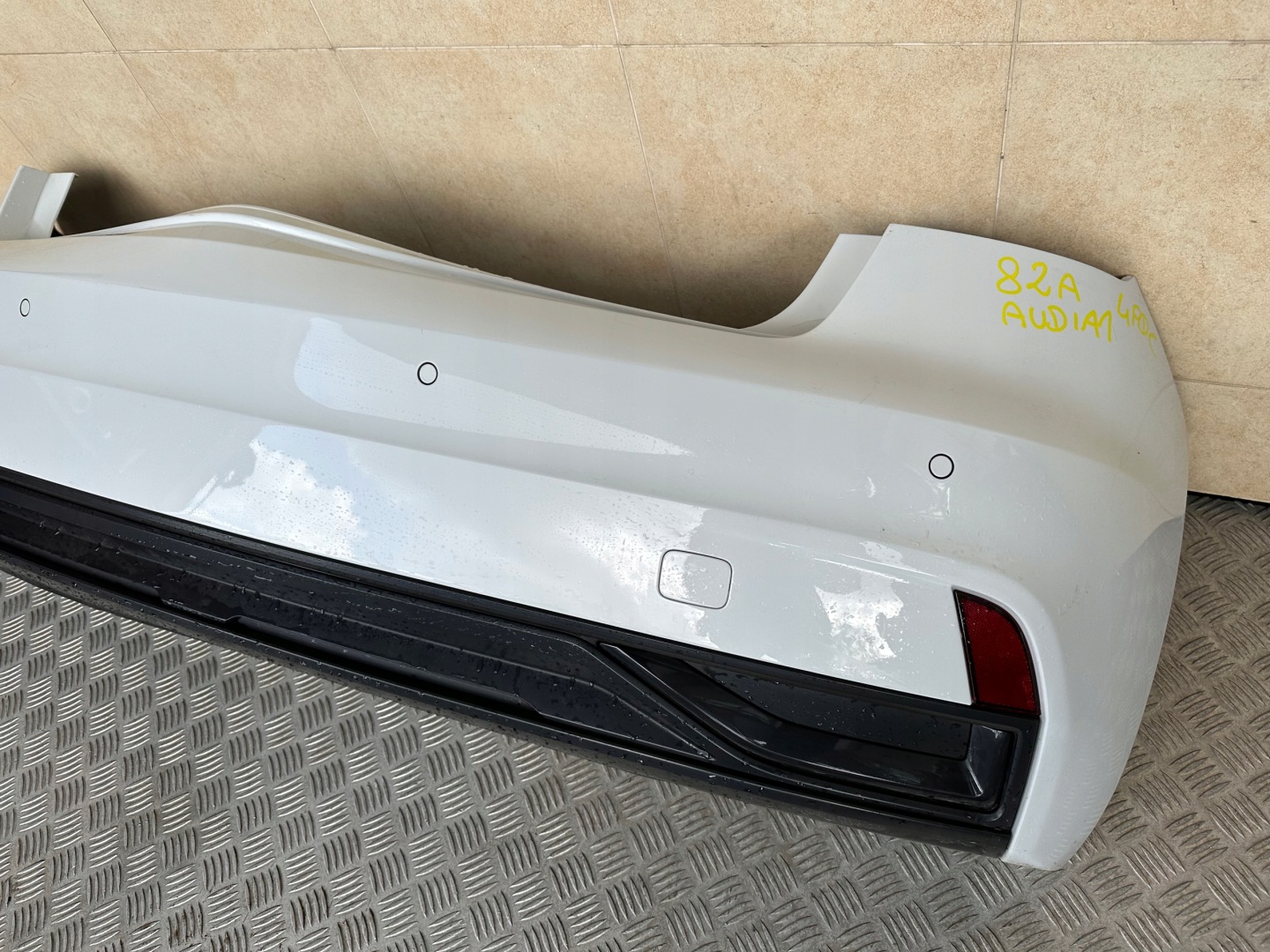 bumper rear AUDI A1 82A 2019 ROK 4 PDC