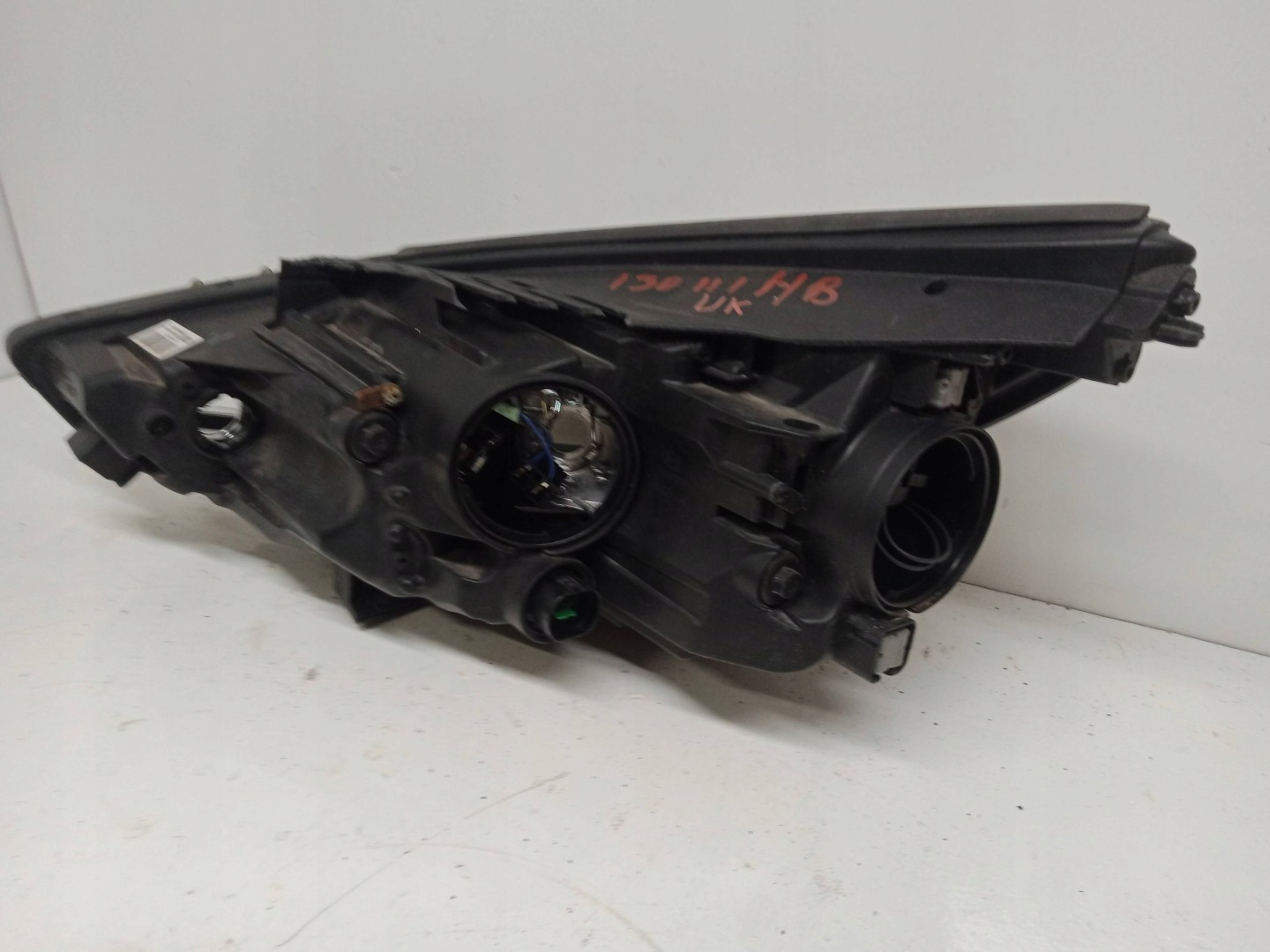 HYUNDAI I30 III light right front 92102-G4030 UK 2017