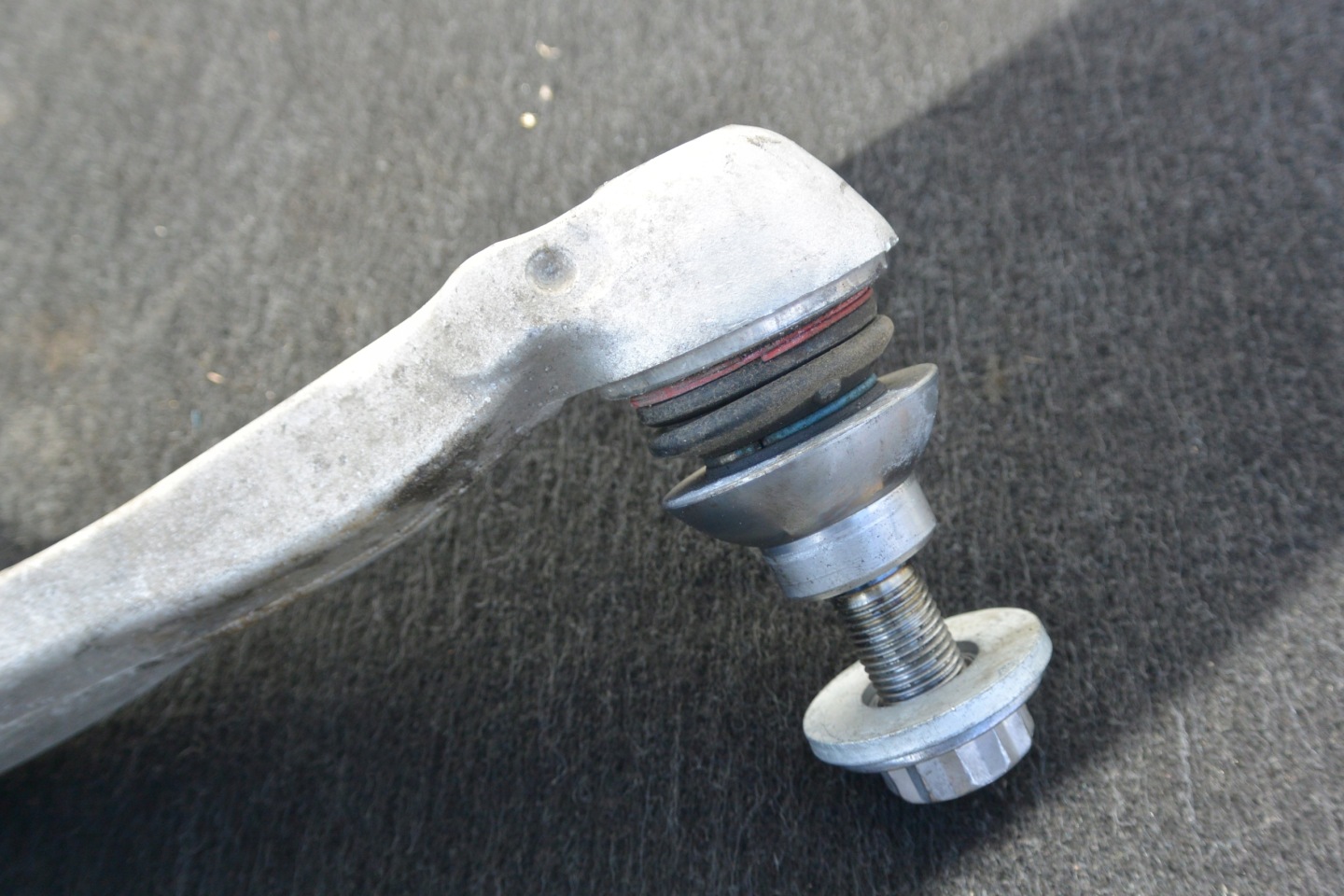 arm right front lower MERCEDES-BENZ S-KLASA W222