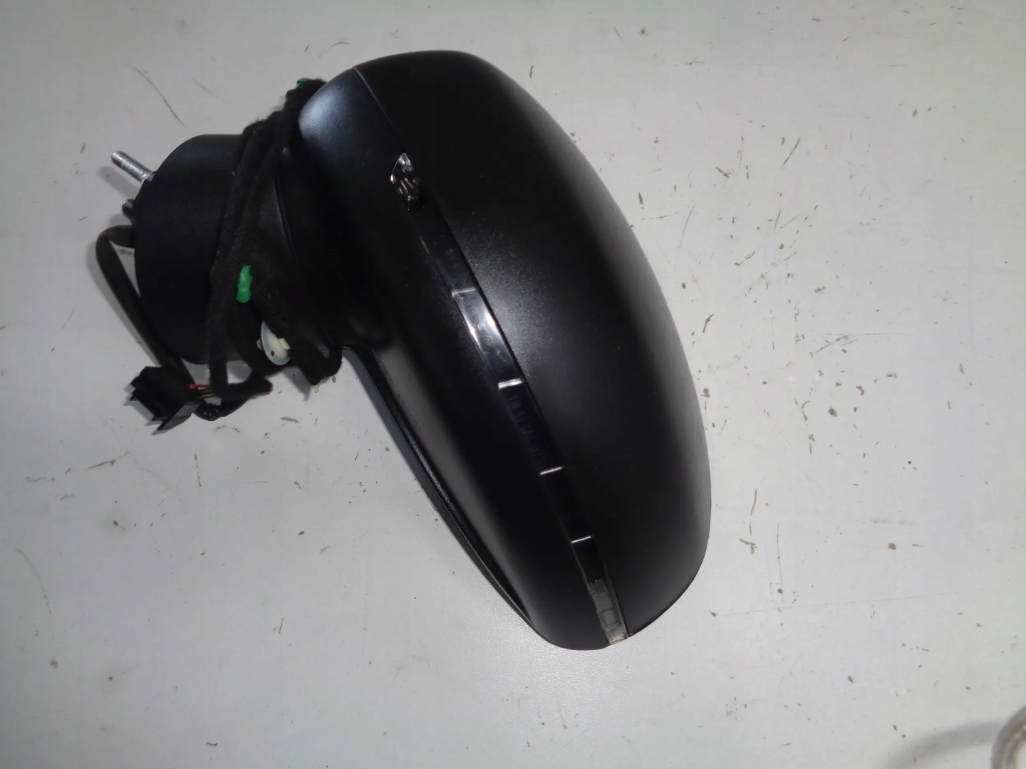 AUDI A1 8X mirror left 5 vertical 10-18R