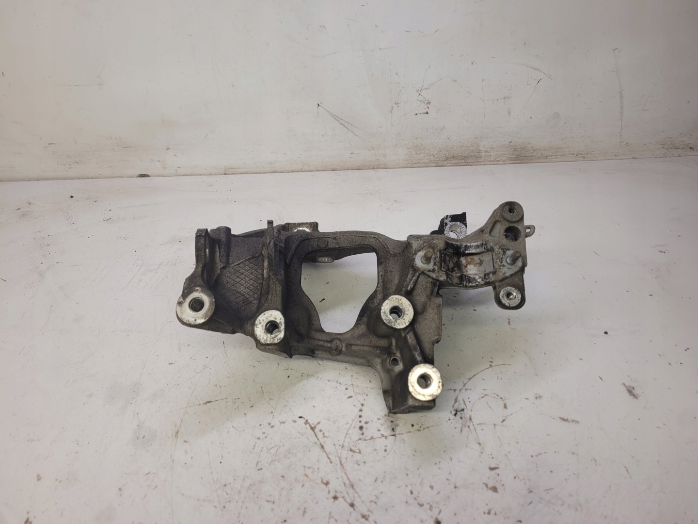 engine mount console right AUDI A4 A5 8W0399296E