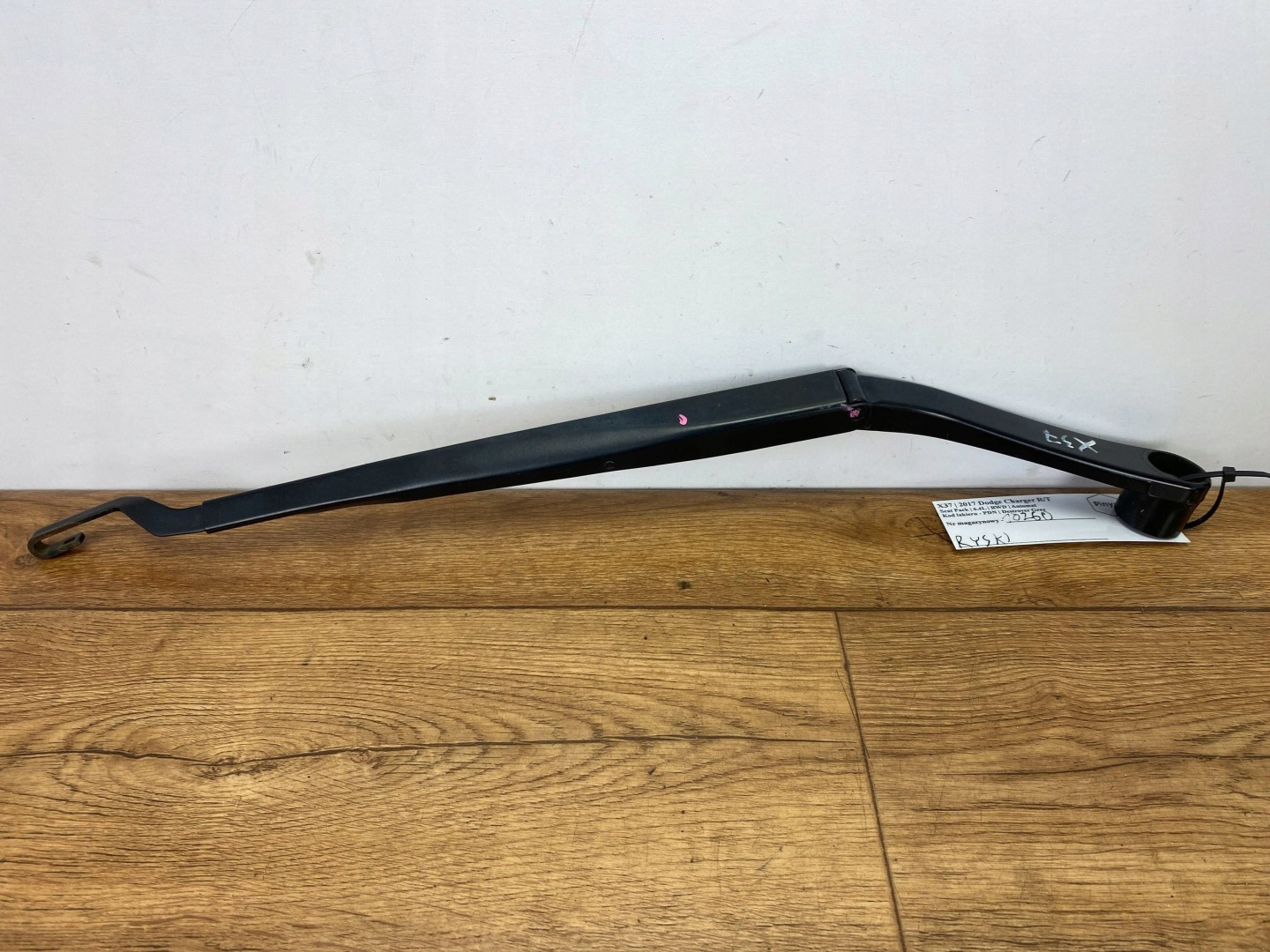 wiper arm windows Dodge Charger 2015+