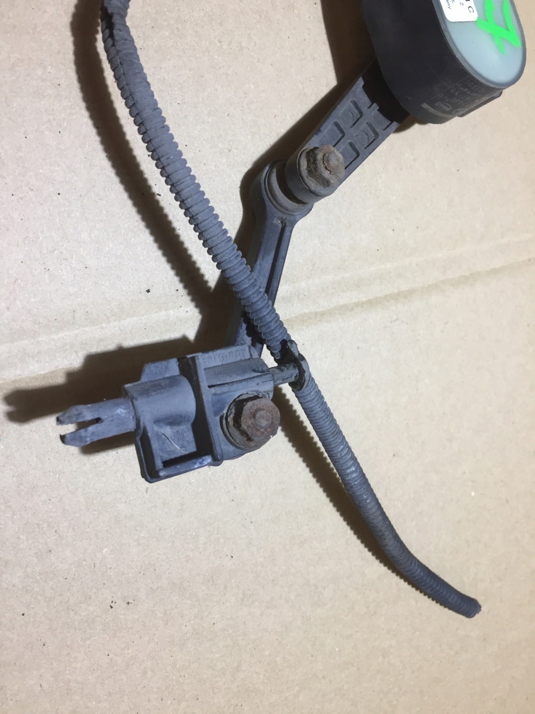 AUDI Q7 4L Sensor POZIOMOWANIA Leuchten 7L0616214C