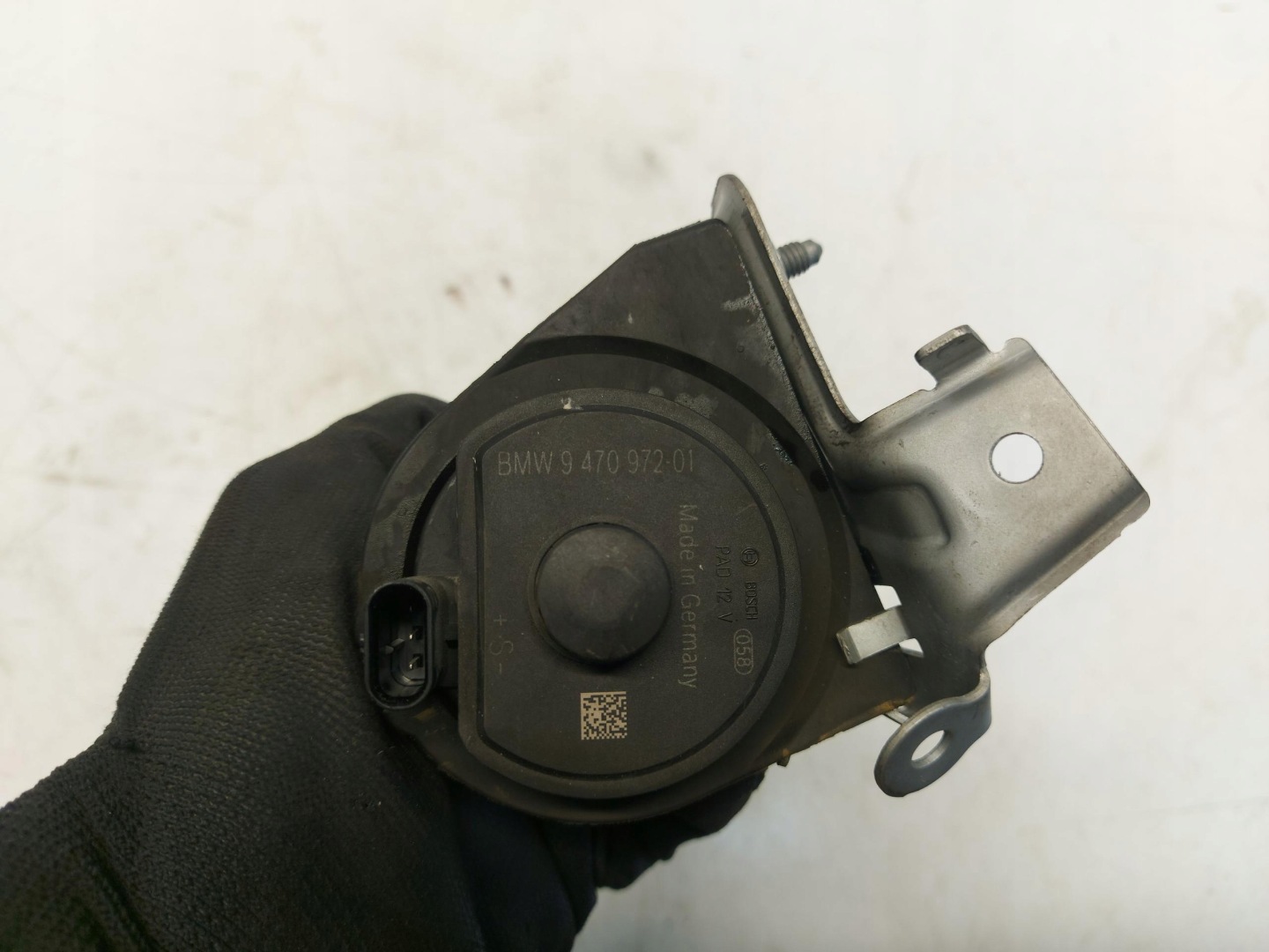 BMW F40 118i water pump electrical 1.5E 9470972