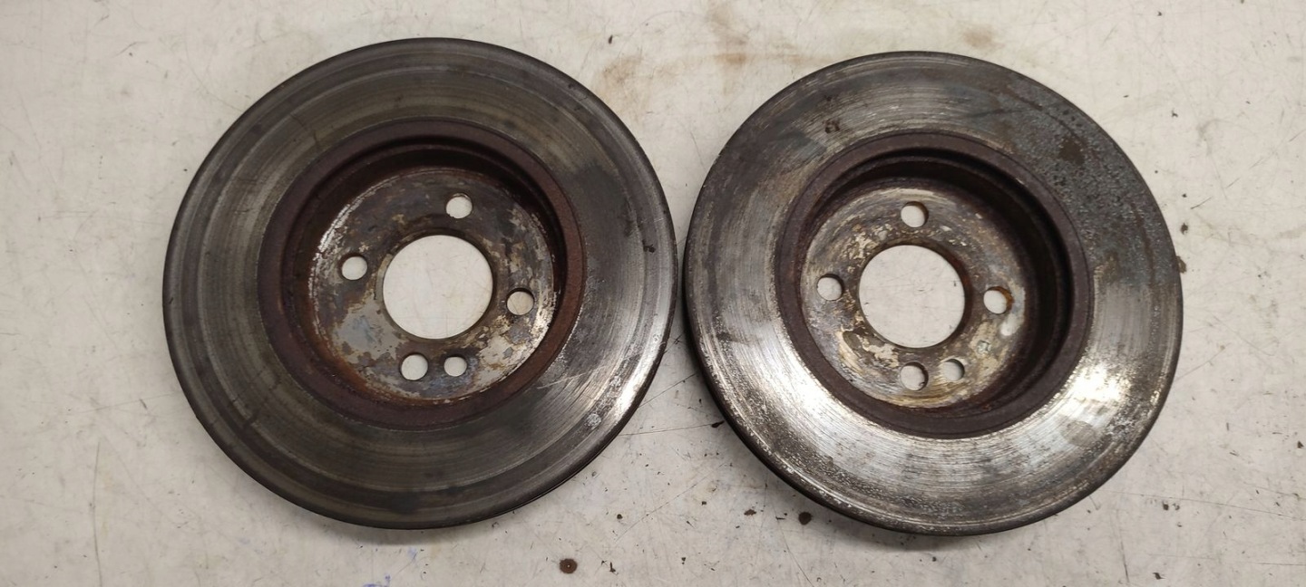 discs brake front Mini R56 1,6 VTI