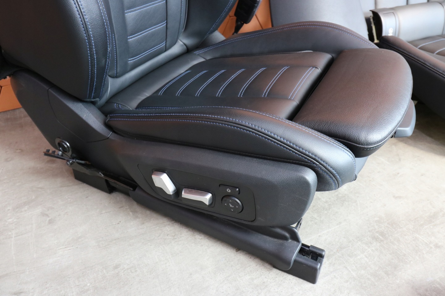 BMW G20 inner seats side TUNEL m-packet leather PAMIEC HARMAN