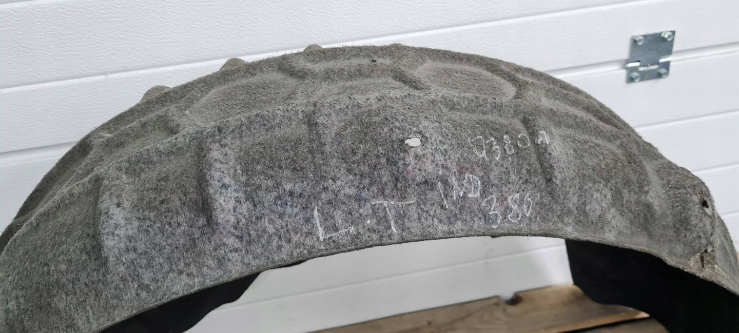 Q3 83A mudguard left left rear part ORG MATERIAL 83A810171D