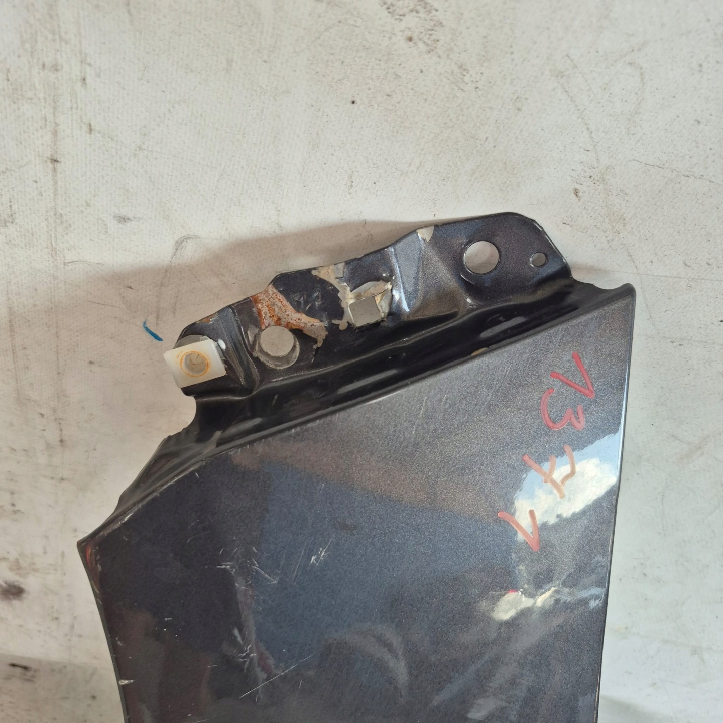 HYUNDAI I10 and 1 10-13 fender left front front
