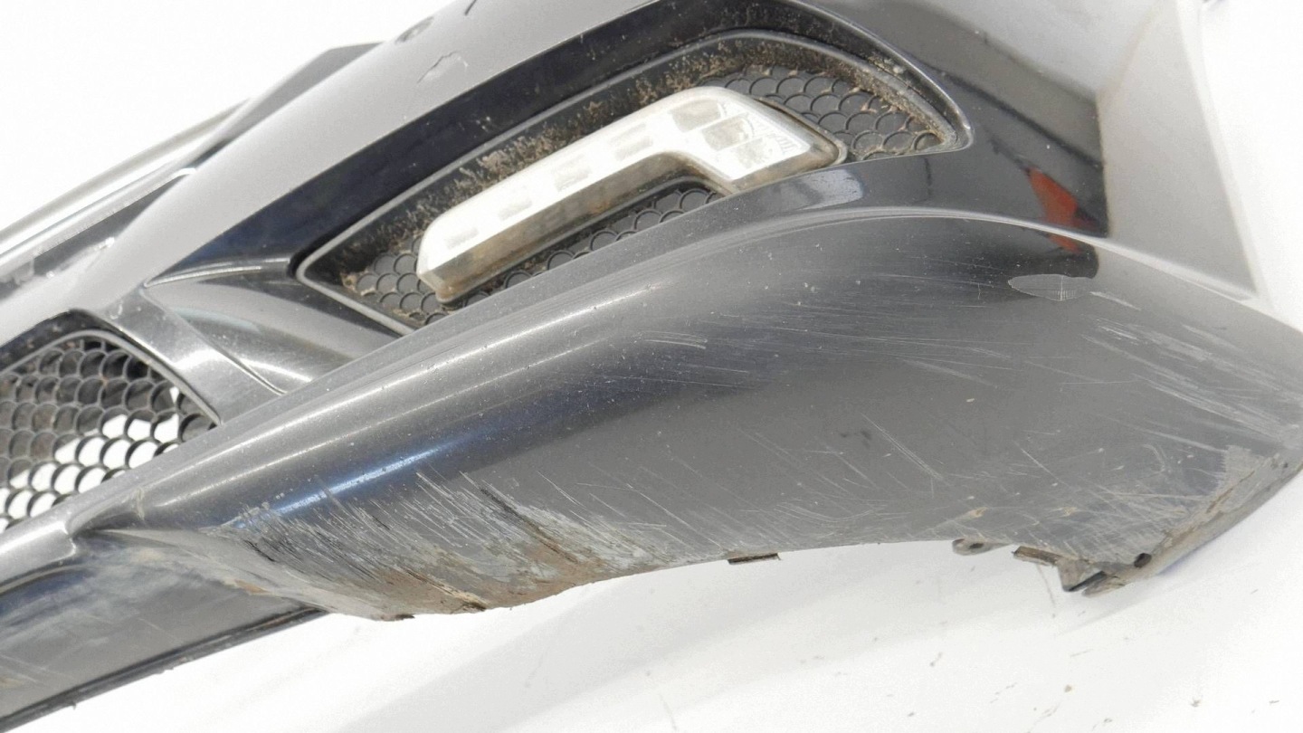 bumper front front complete MERCEDES W207 LAKIER 197
