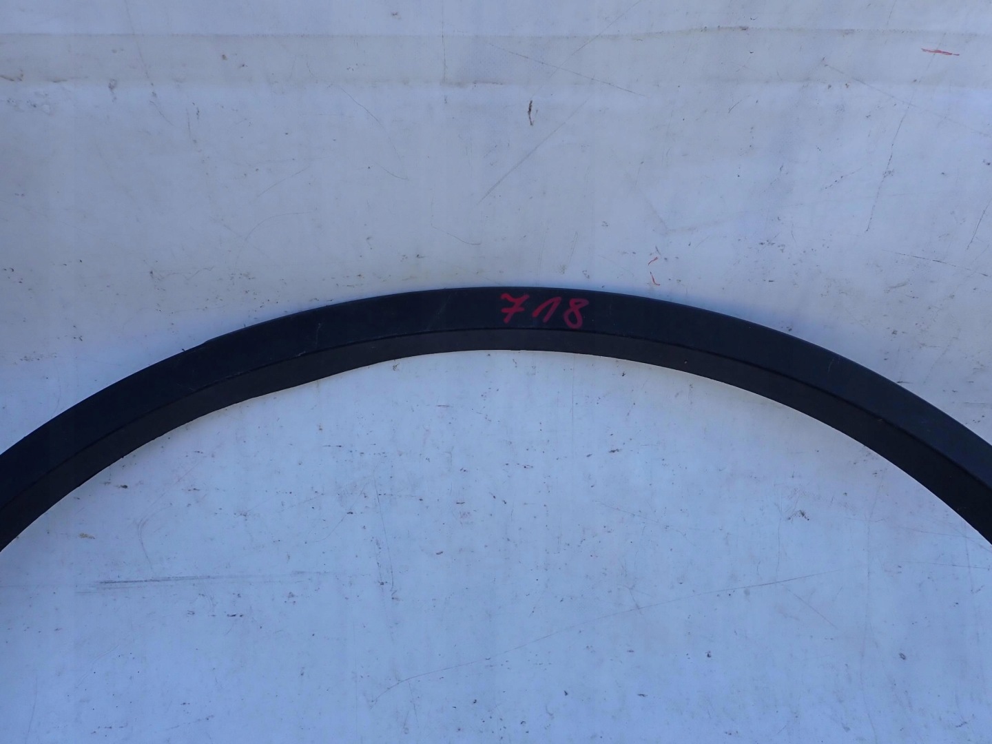 VW TOUAREG II 2 10-18 moulding cap left rear part