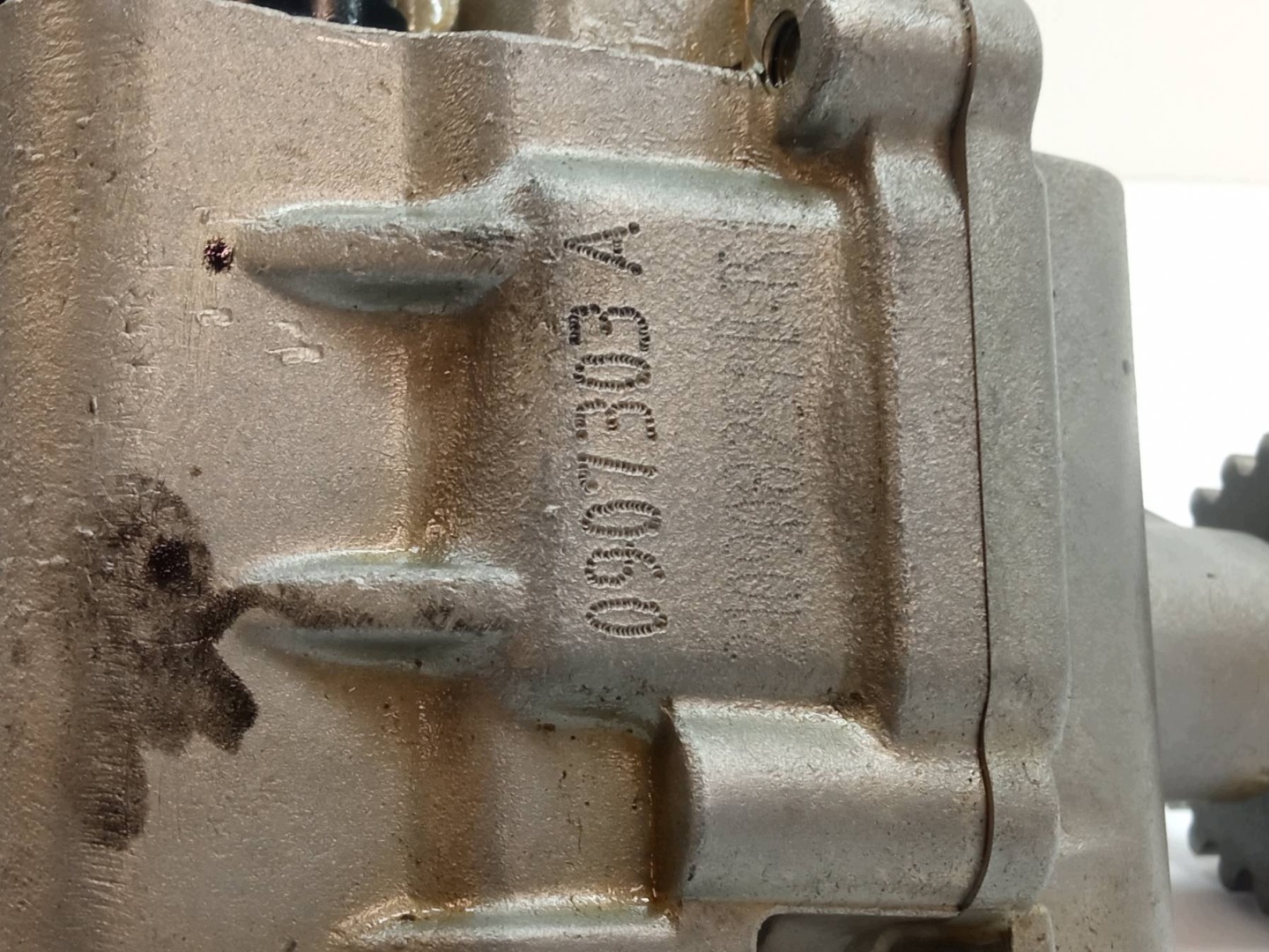 oil pump 1.6 E-TECH Renault Captur II (2019-)