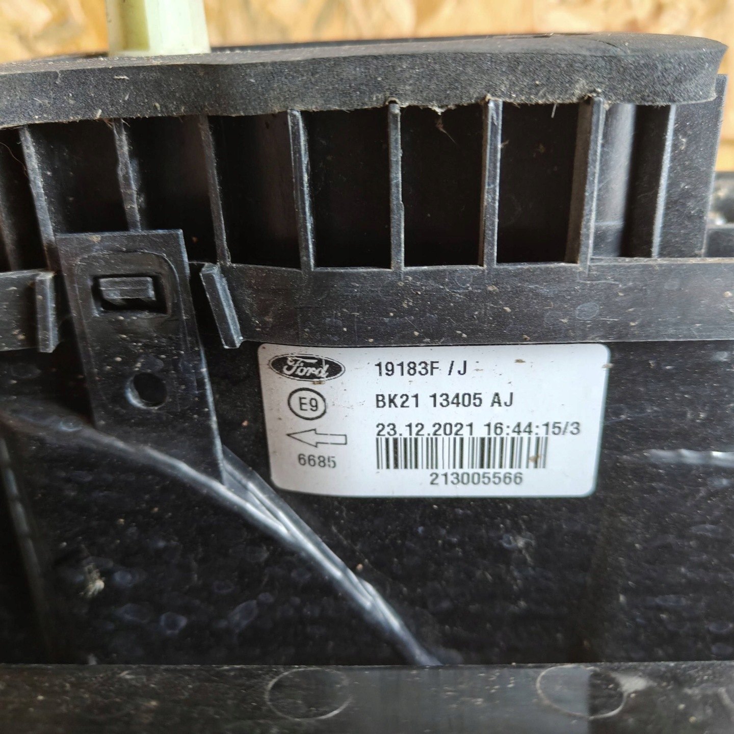 light rear rear part side left Ford Transit Custom BK2113405AJ