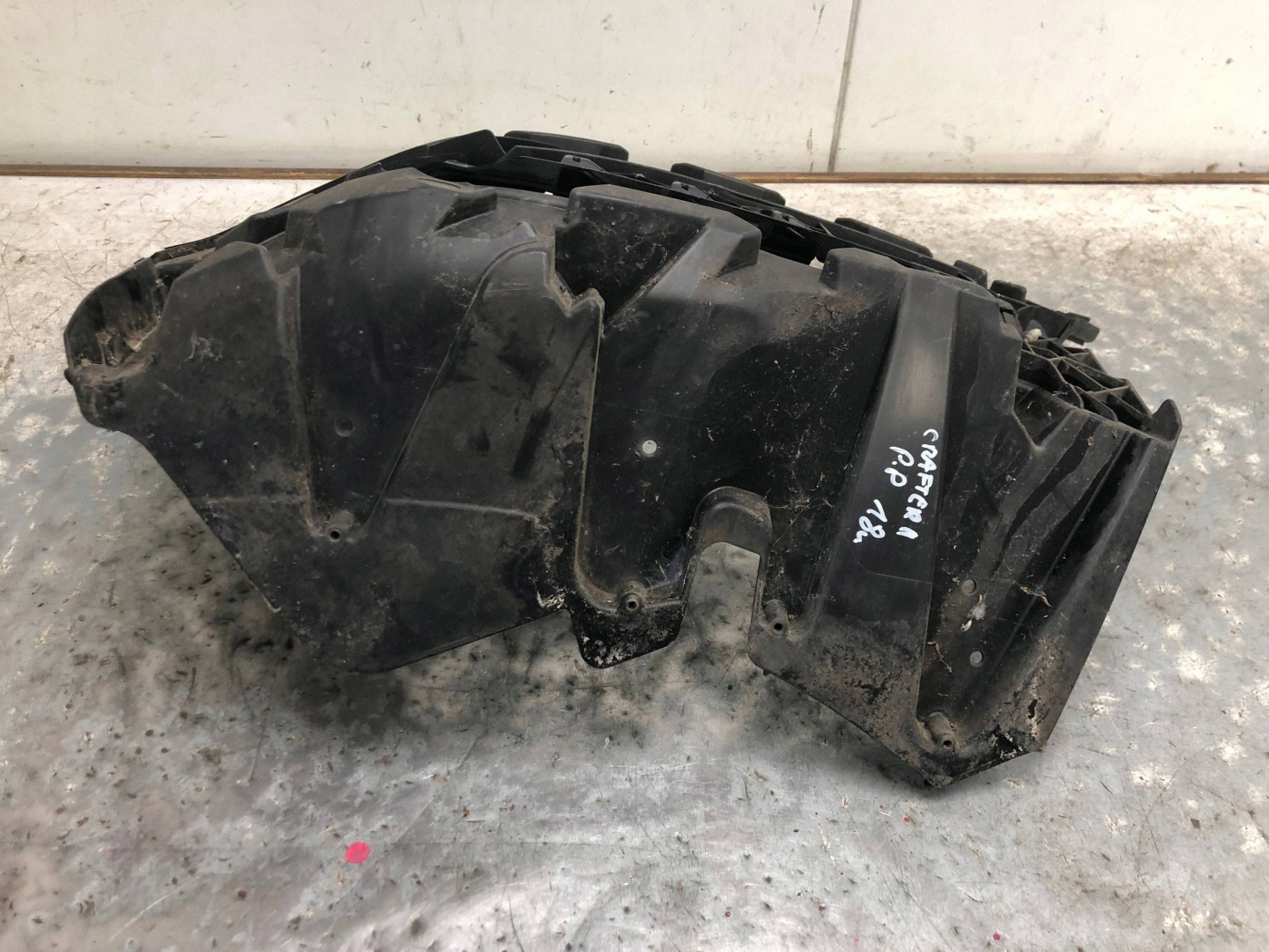 bumper bracket right front VW CRAFTER II 7C0807724A