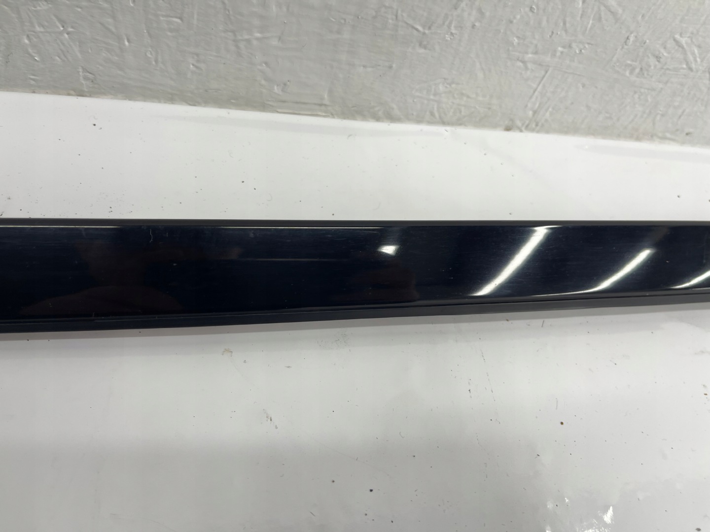 MERCEDES E KLASA W213 moulding windows CZOLOWEJ left A2136901182