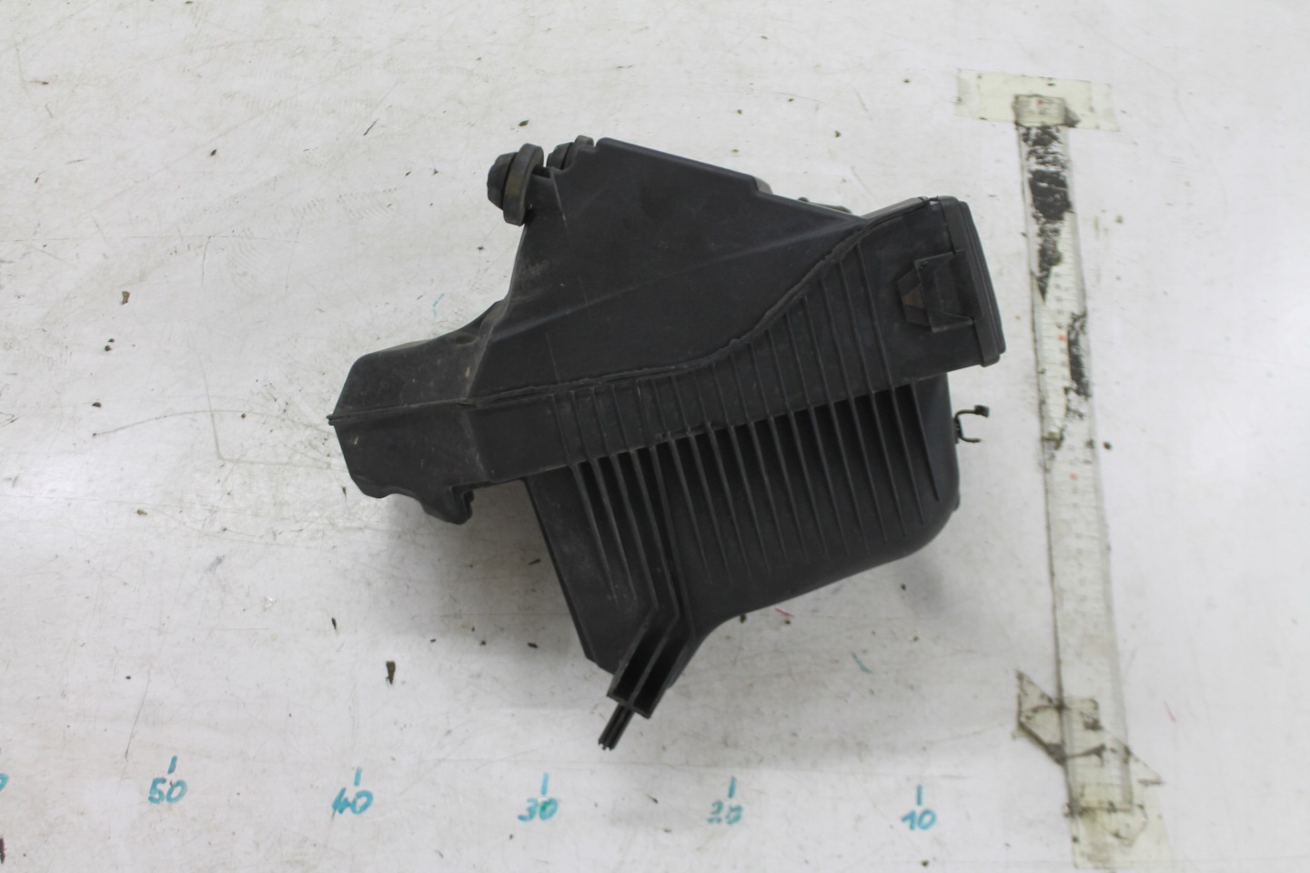 Gehäuse filter 8200398990B JUKE 1.5 DCI 10-19