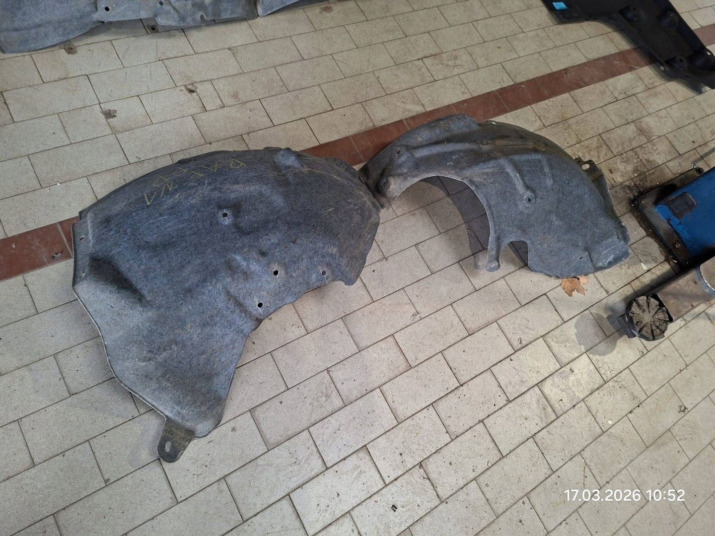mudguard front right side Renault Rafale