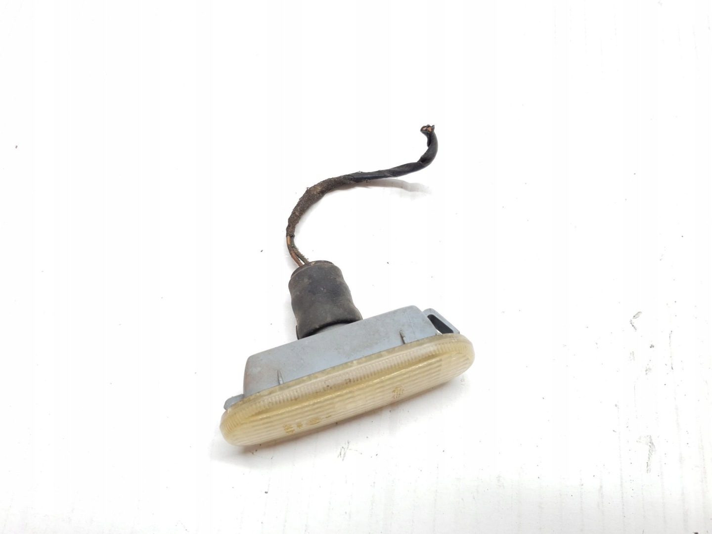 Indicateur de direction Aile VOLKSWAGEN GOLF IV 1J5949117