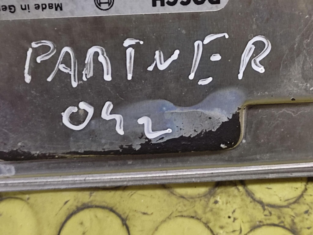 PEUGEOT PARTNER control unit of the engine 0261207686