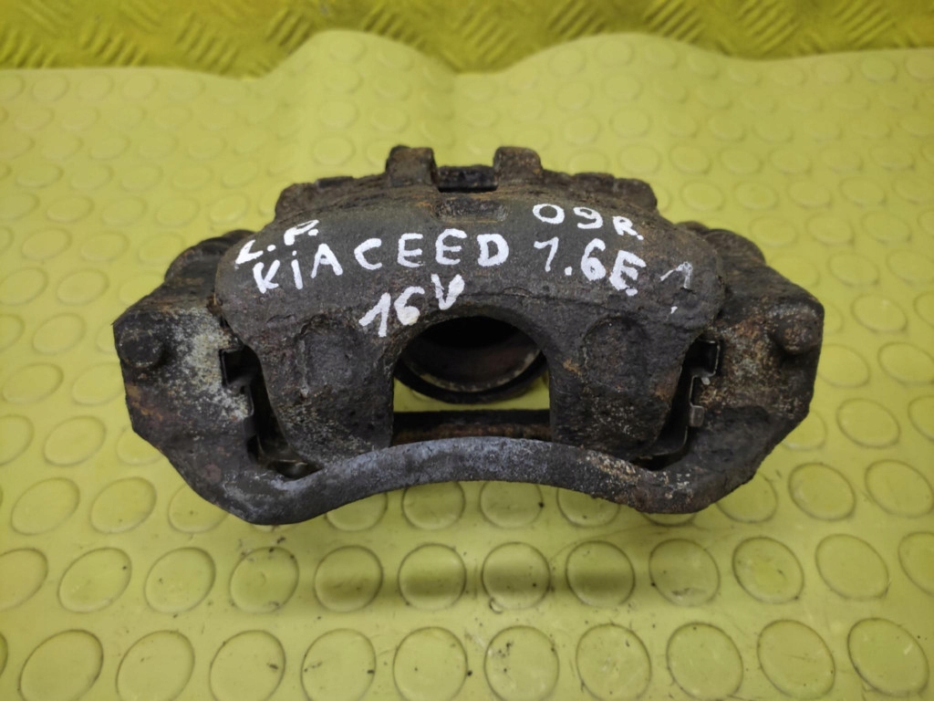 KIA CEED and 1.6 16V caliper brake left front