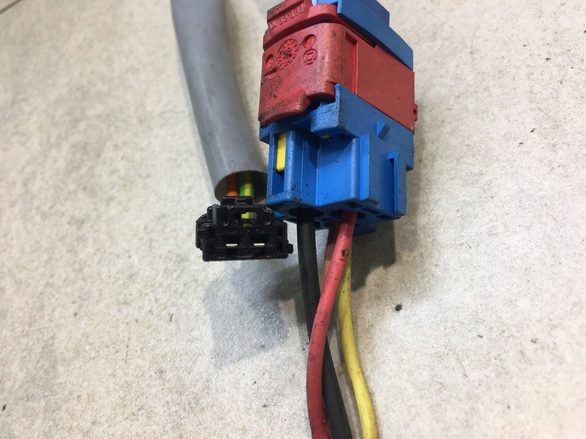 ignition key PEUGEOT PARTNER and FL 2.0 HDI