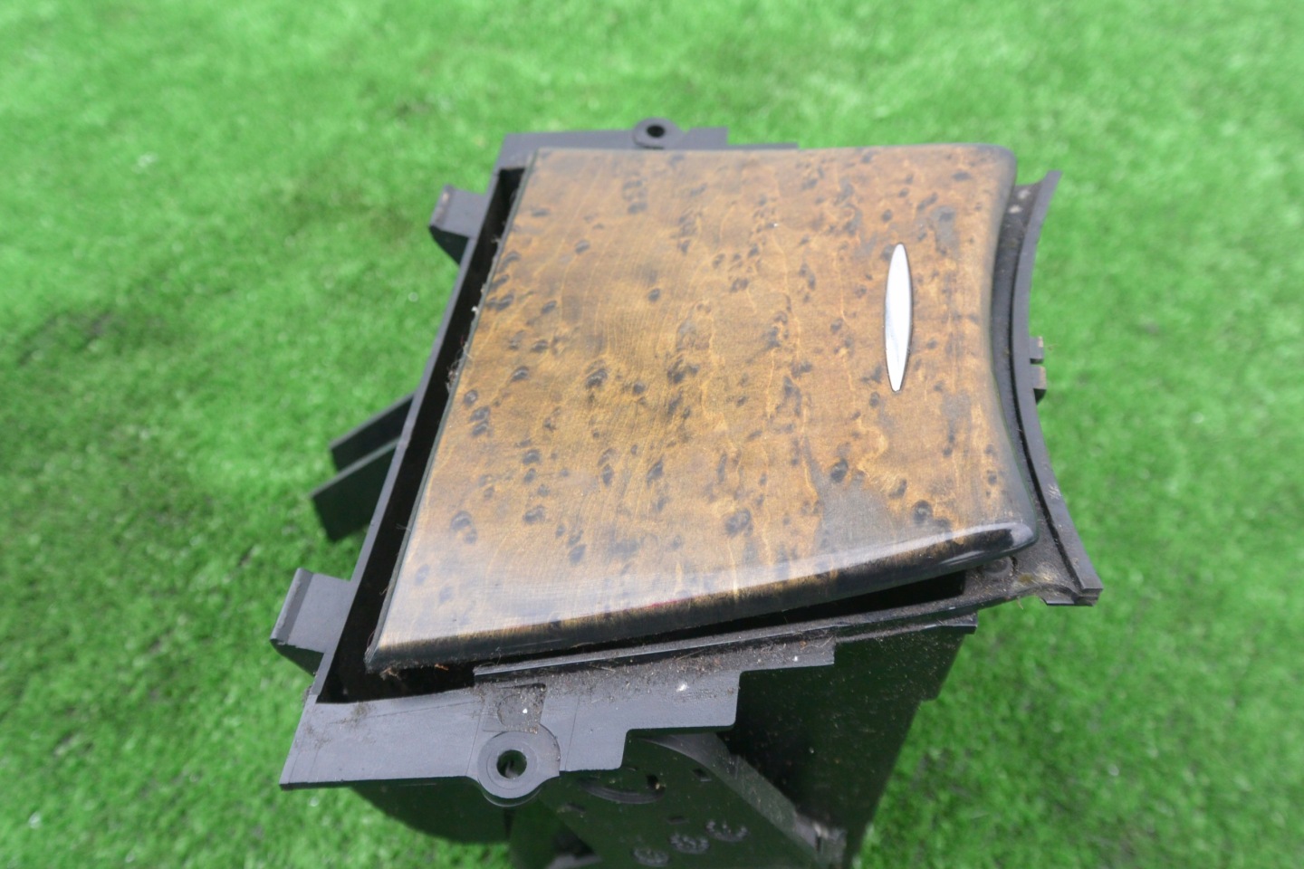 ashtray passenger compartment MERCEDES W211 AVANTGARDE