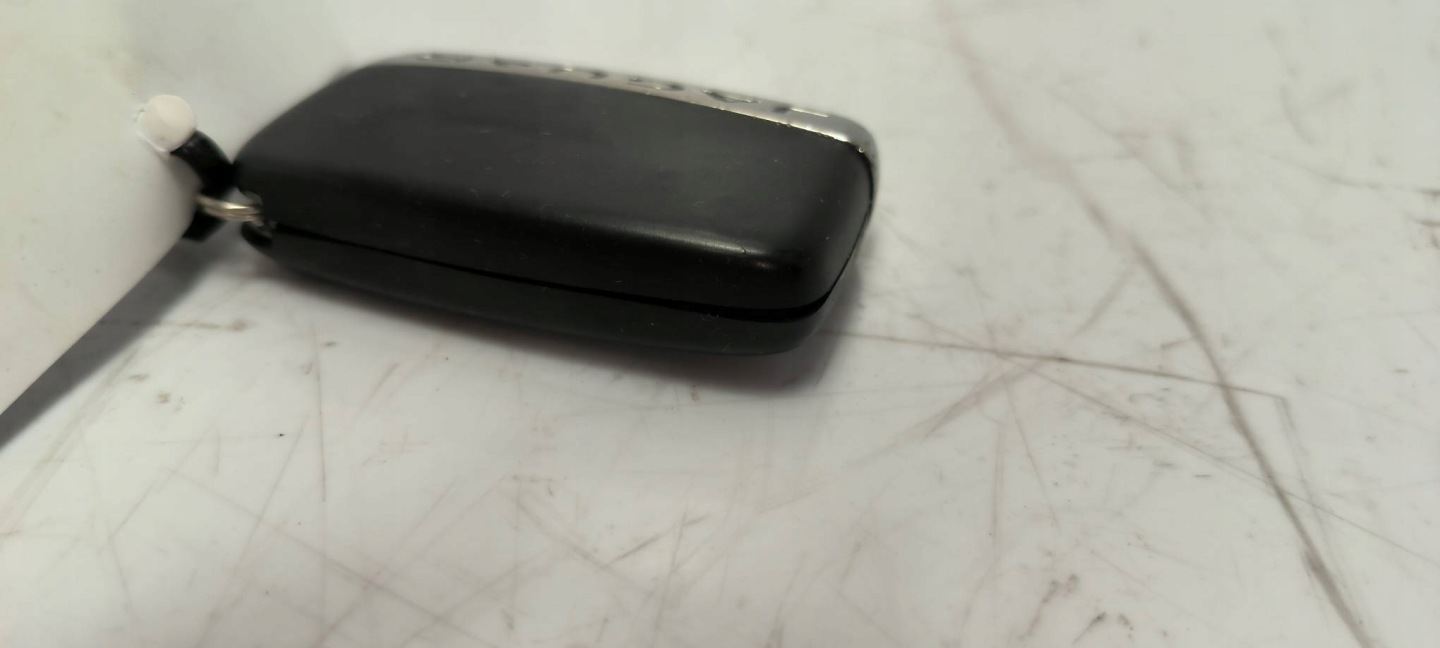 key JAGUAR XE X760 2.0 D