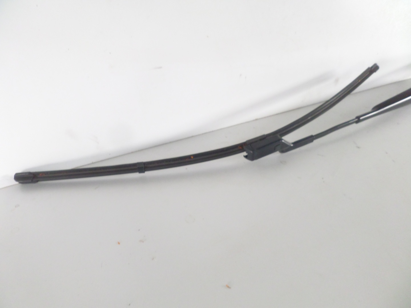arm wiper front left SKODA RAPID 12