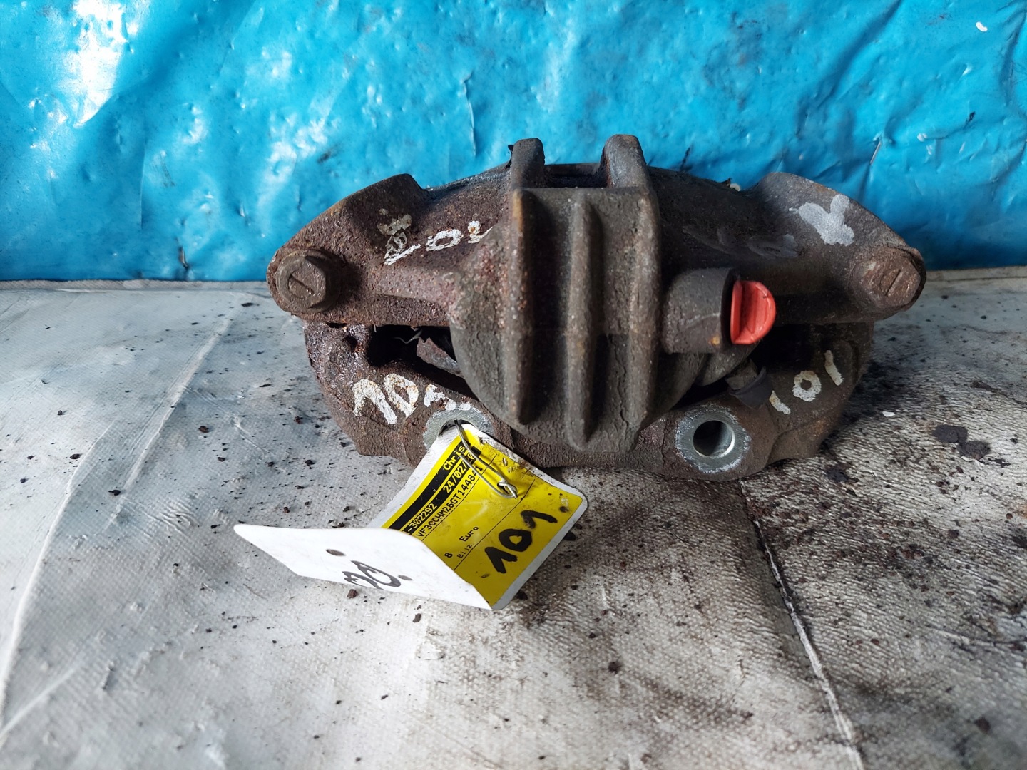 caliper PEUGEOT 208 2016 R 1.1 B PP BOSCH0204Y01132