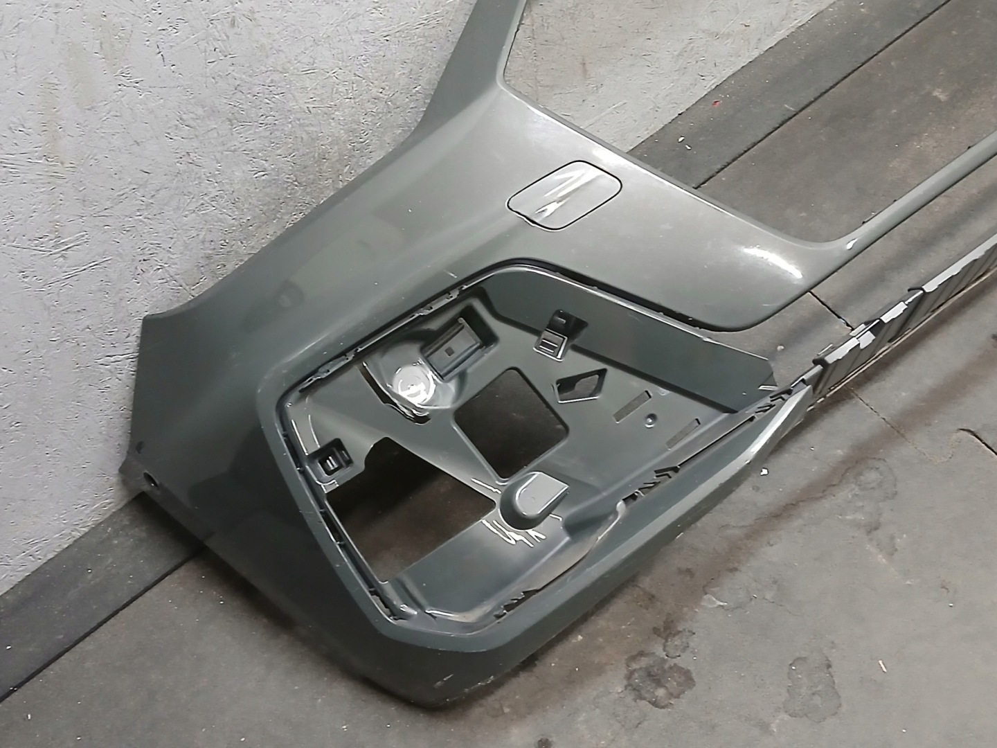 bumper front AUDI A1 82A S LINE