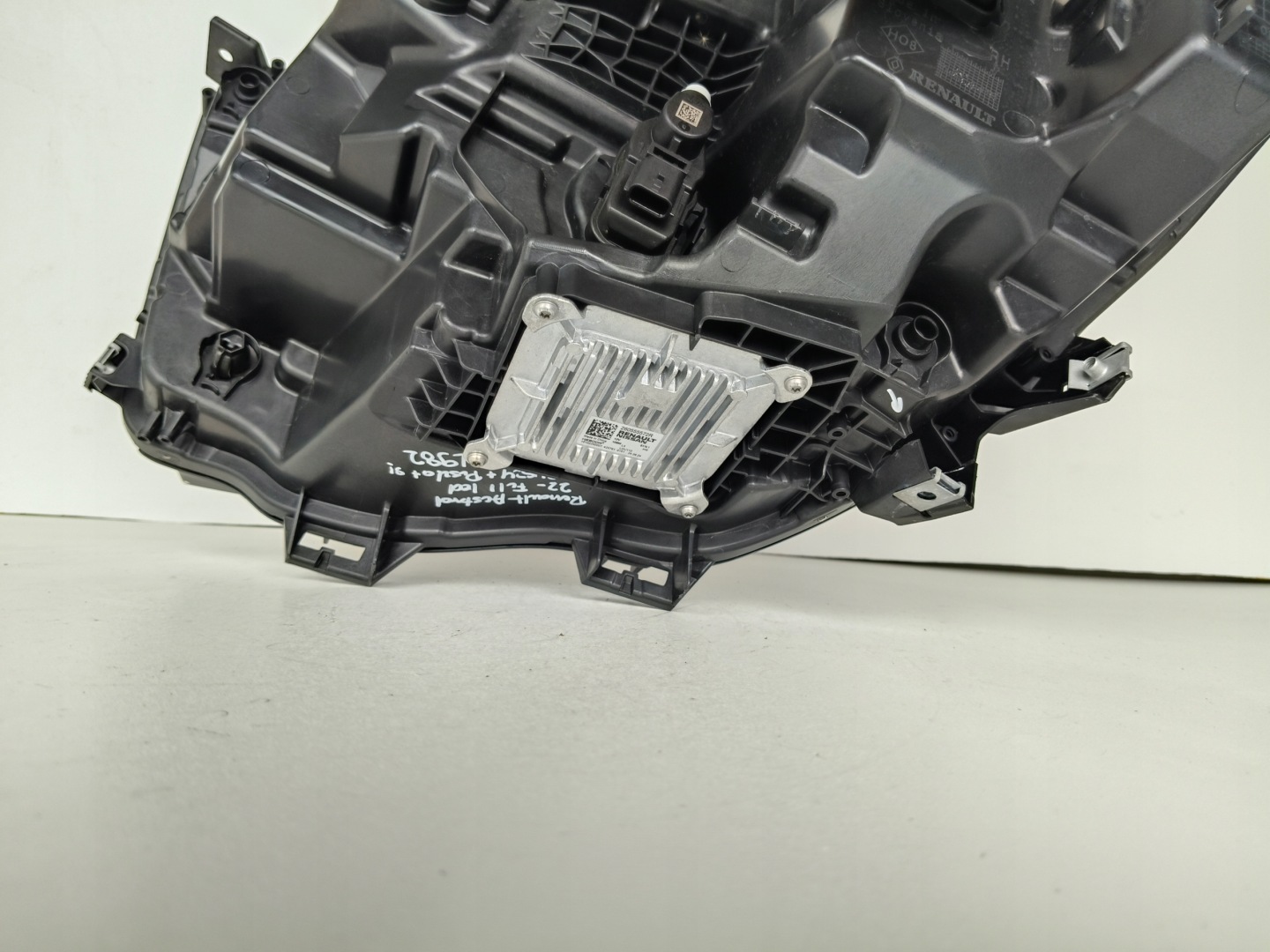 light right REFLEKTOR RENAULT AUSTRAL 23- FULL LED MATRIX