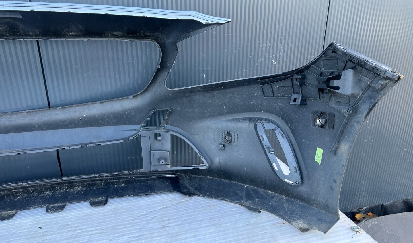bumper front front MERCEDES A-KLASA 176 LIFT PDC