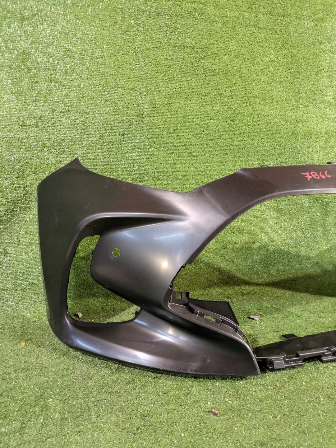 front bumper front TOYOTA YARIS IV 20- NR.Z7866
