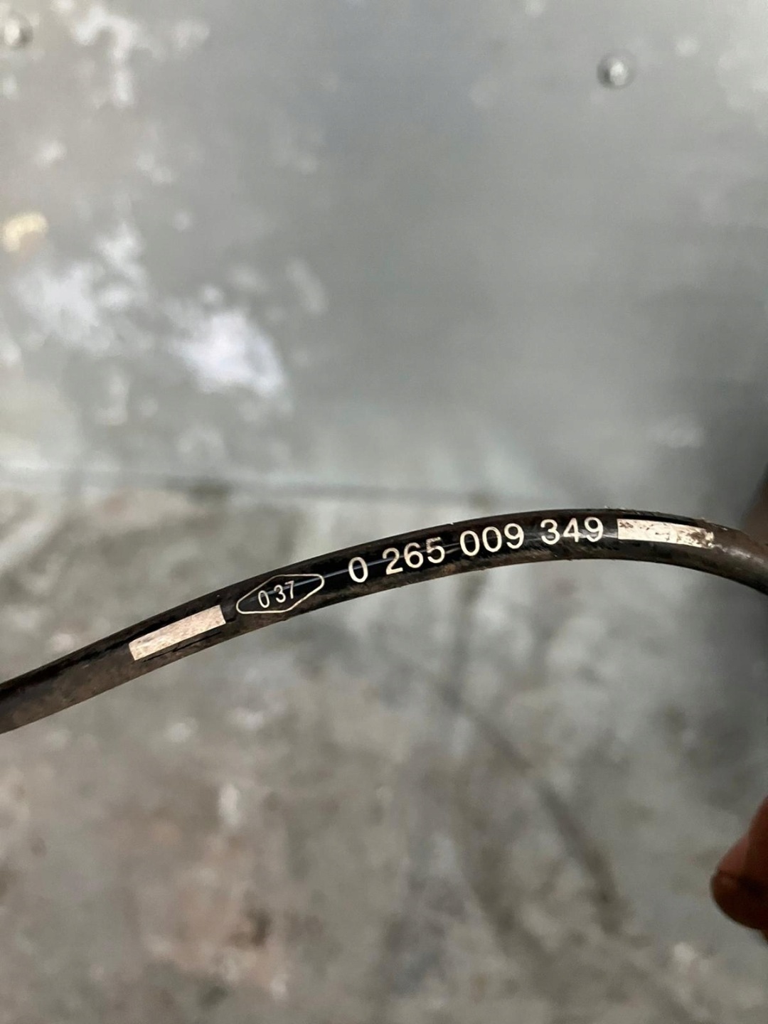 sensor ABS TWINGO III front 0265009349