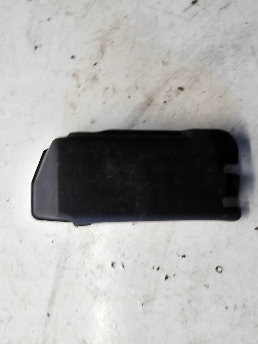 OPEL INSIGNIA B LIFT Blende Abdeckung der Sicherungen 23347544