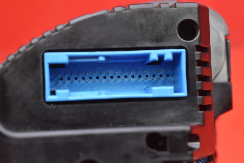 dials dials EU 8E0920900F AUDI A4 B6 2.0 20V 130 KM 00-05