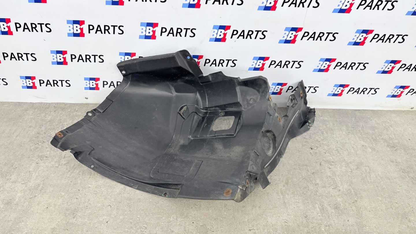 BMW E92 E93 mudguard left front left side m-packet LCI LIFT 8047459