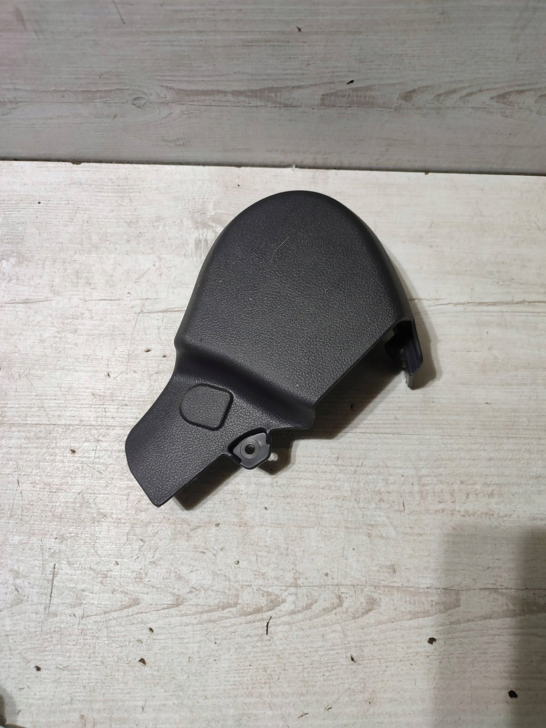 Hyundai Kona and 2018 front side right side seat