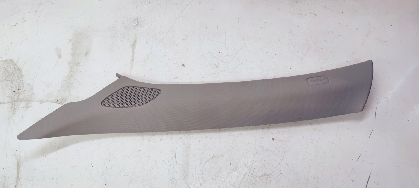 cover SLUPKA A left AUDI A1 8X LIFT 8X0867233A