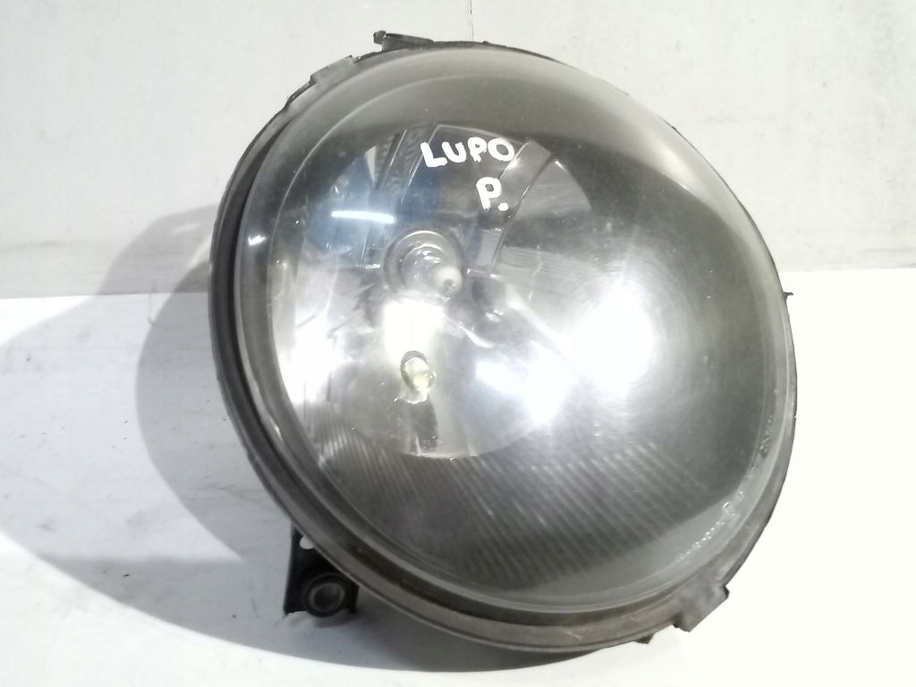 VW Lupo light right front front