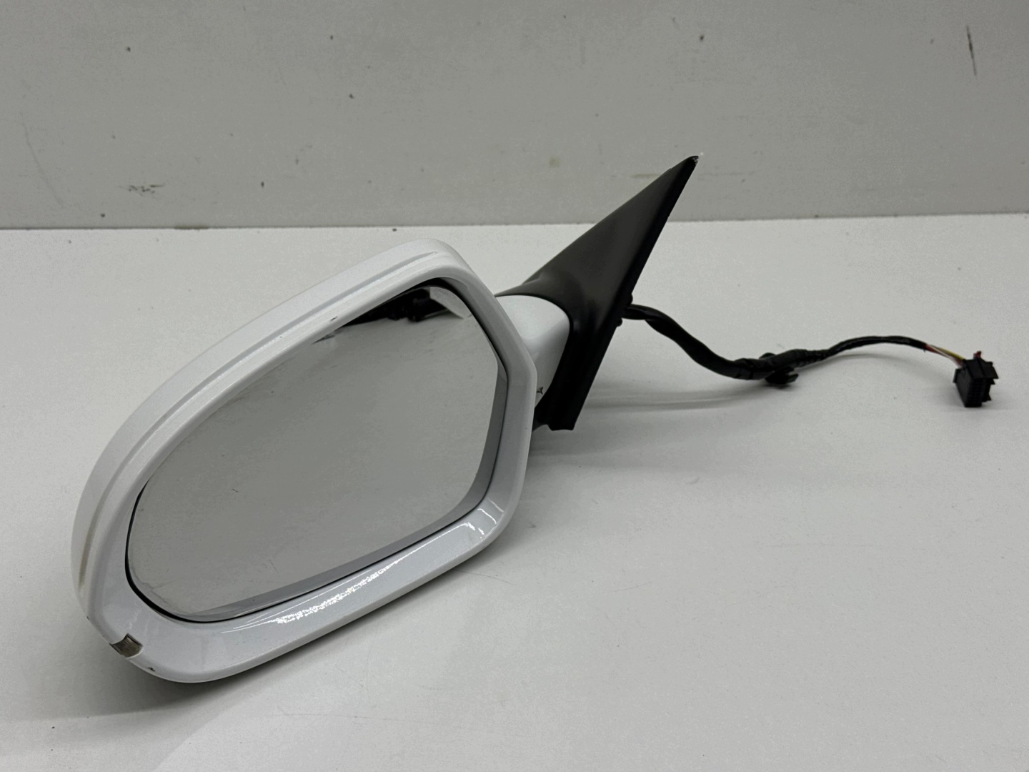 AUDI A6 C7 mirror zewetrzne left 6 PIN colour: LY9T BIALE
