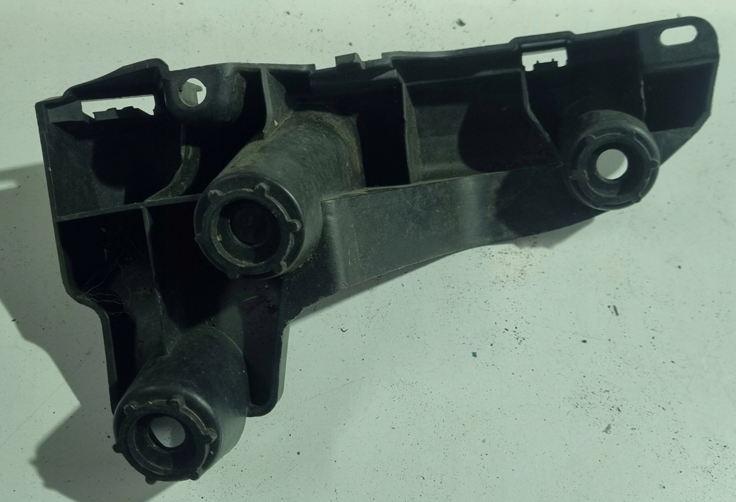 bumper bracket left rear part PEUGEOT 308 II T9