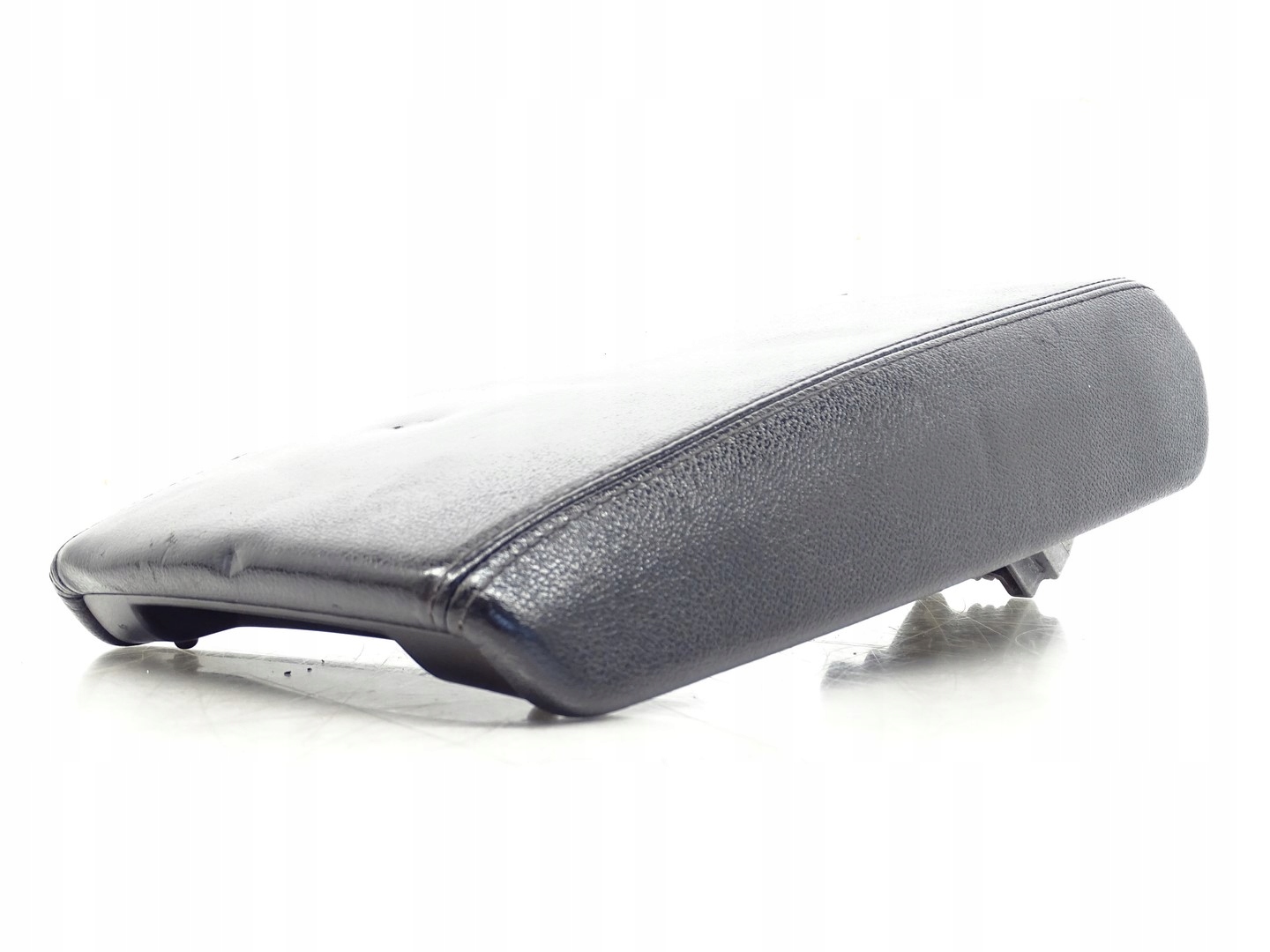 armrest TUNELU AUDI A6 C7 leather black 4G0864207D