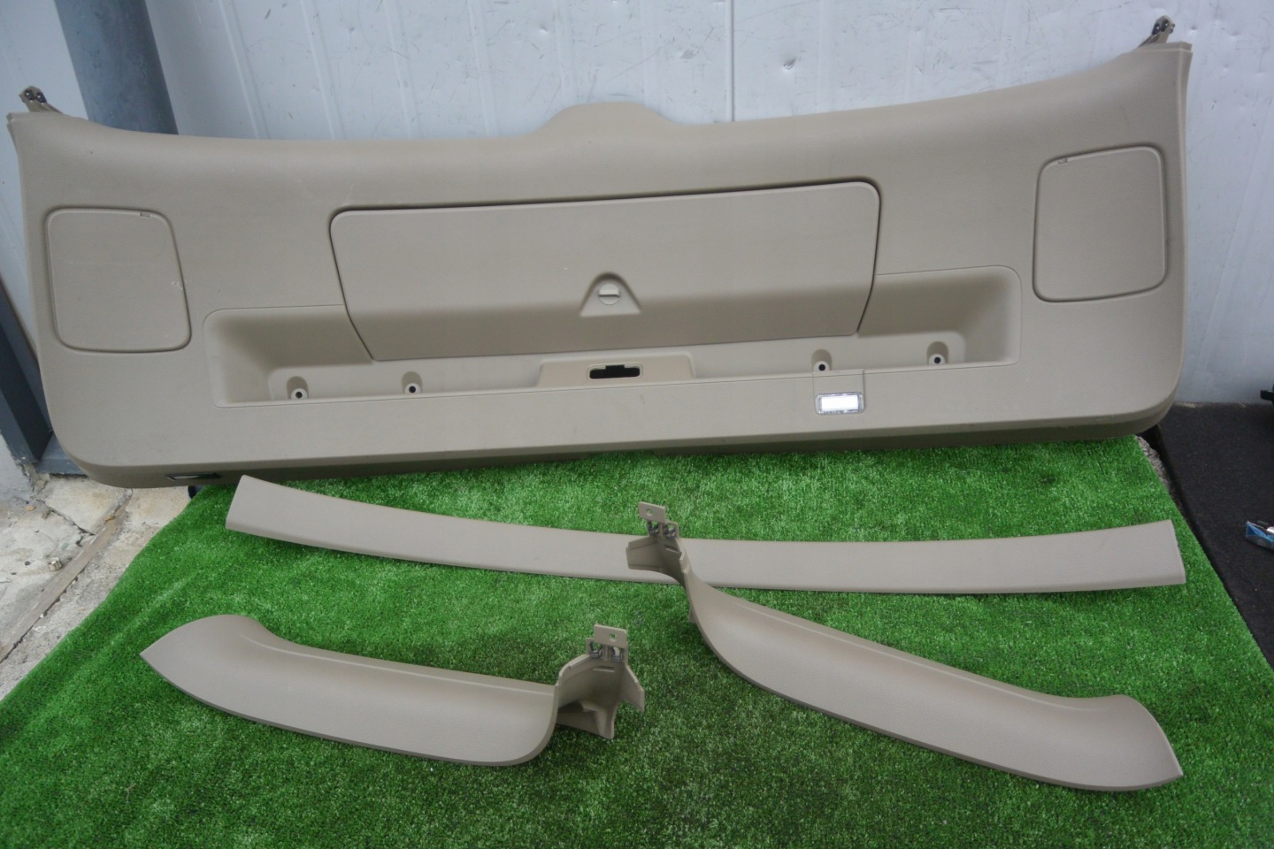 upholstery blinds bonnet boot AUDI Q7 4L KOMPLET