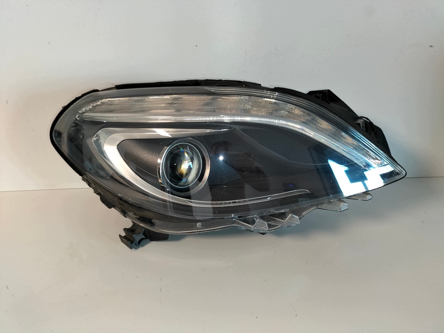 light front reflektor right MERCEDES B class W246 11-14 XENON non-setting