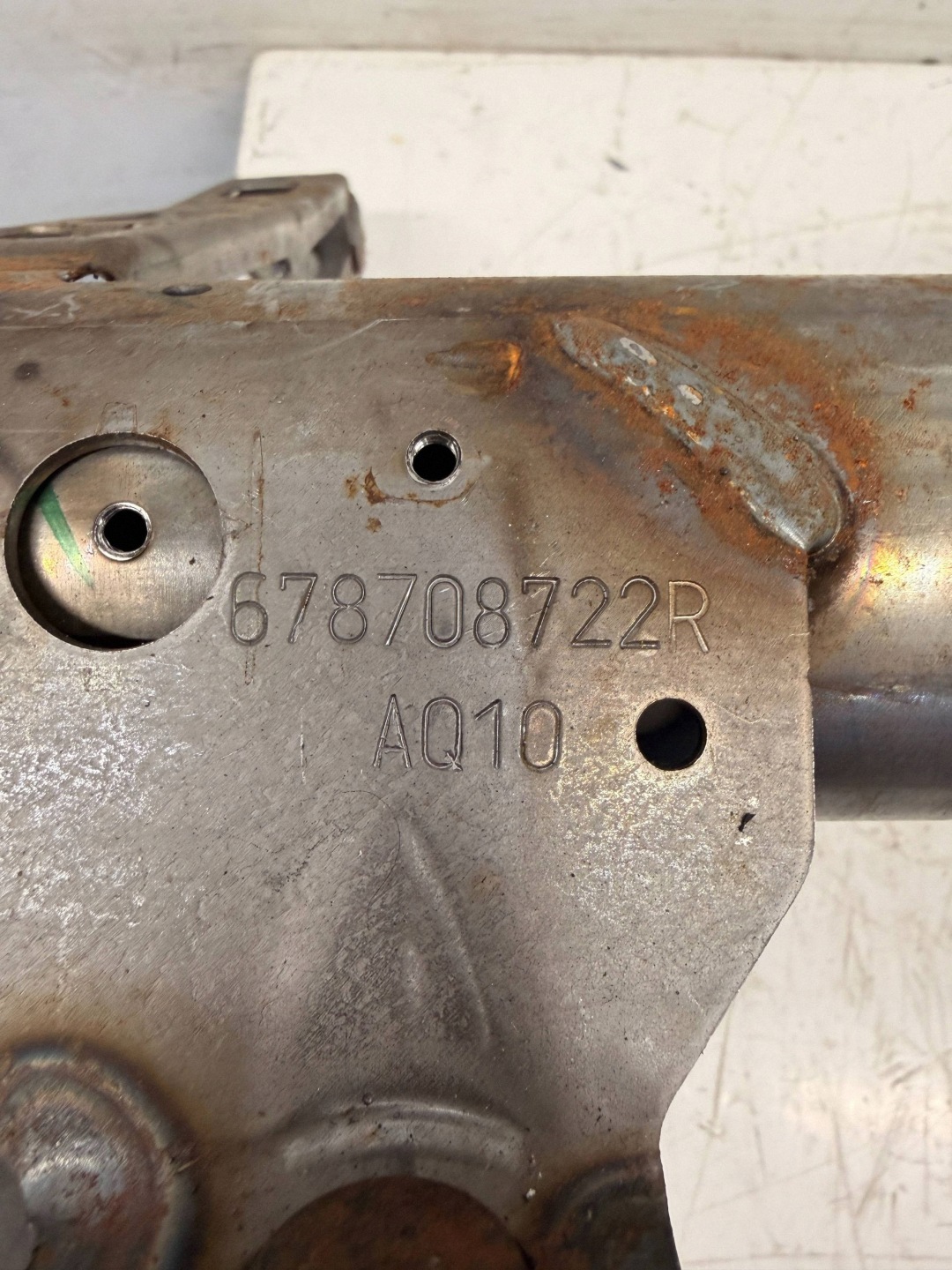 Renault Megane IV support du tableau de bord 678708722R
