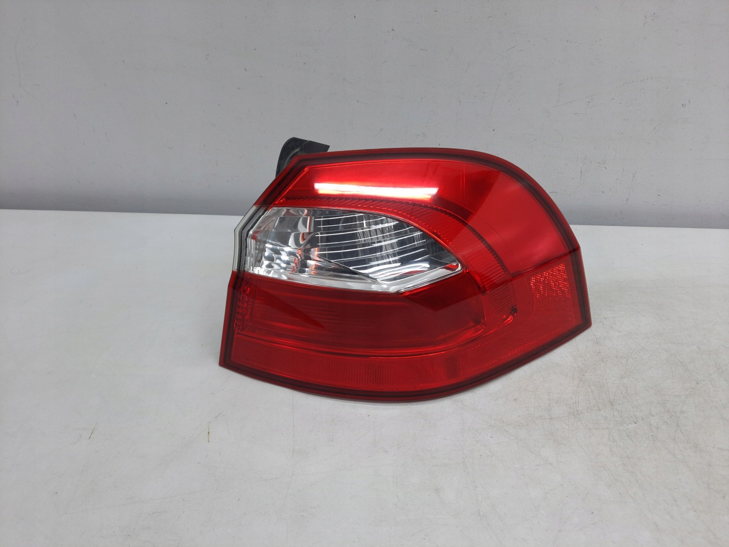 KIA RIO 3 III 11- HB 5D light right rear part original EUROPA