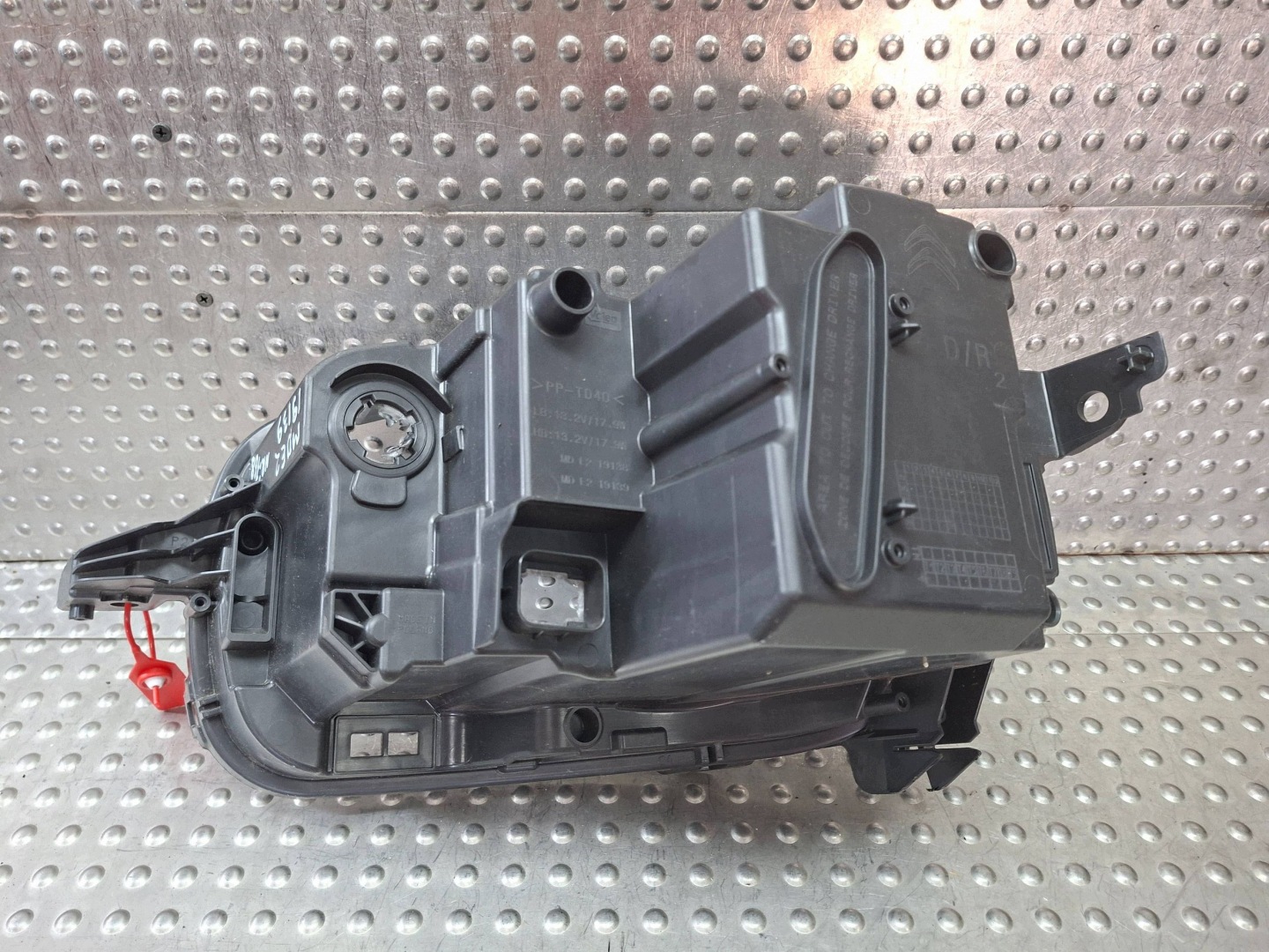 PUSZKA lights front right 9836161580 CITROEN C3 III FULL LED 2020